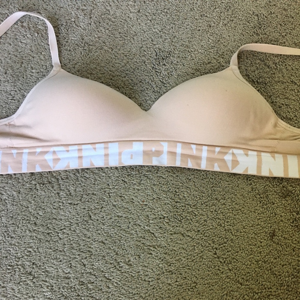 Pink VS t-shirt bra